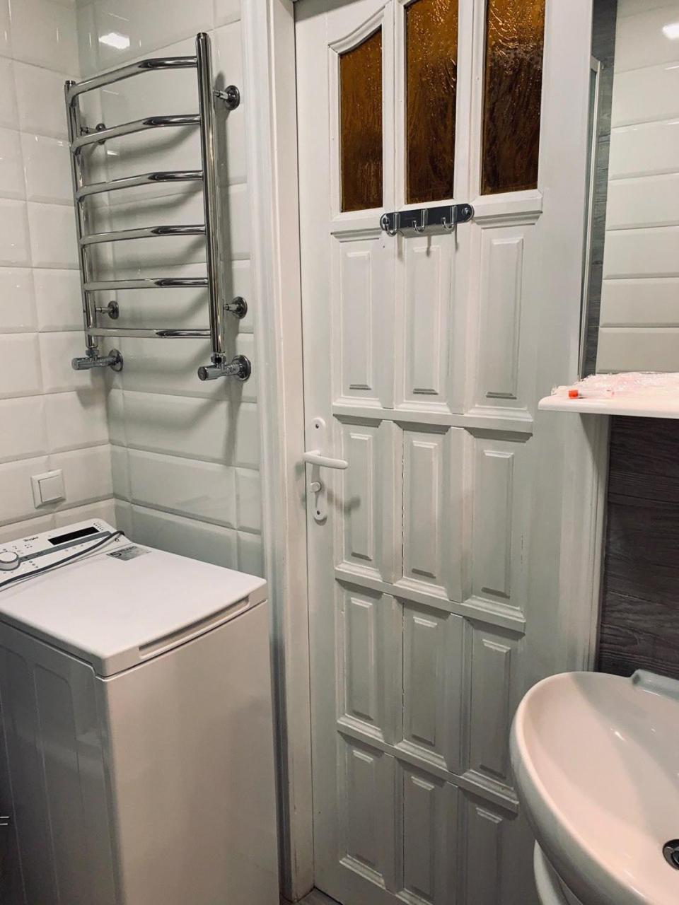 Modern Chaikovskogo Apartment Lviv Kültér fotó
