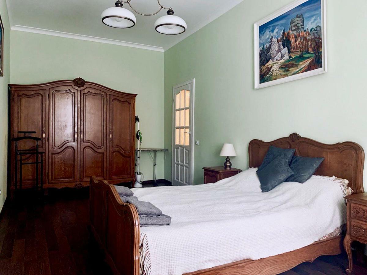 Modern Chaikovskogo Apartment Lviv Kültér fotó