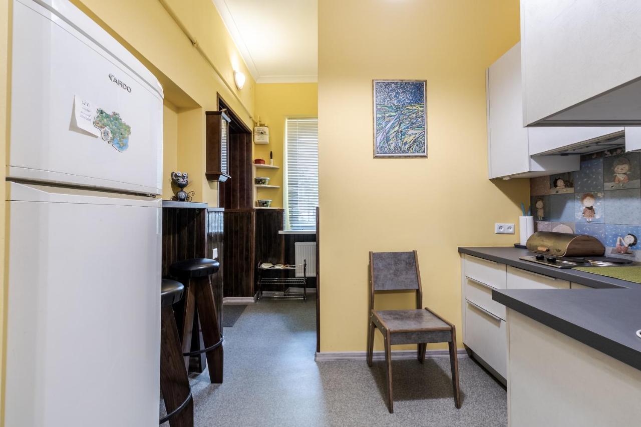 Modern Chaikovskogo Apartment Lviv Kültér fotó