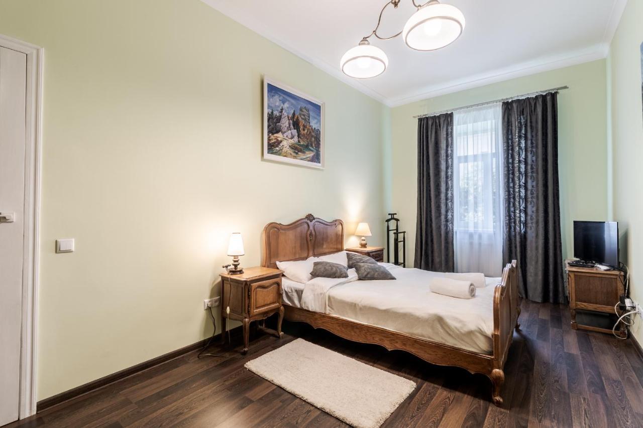Modern Chaikovskogo Apartment Lviv Kültér fotó