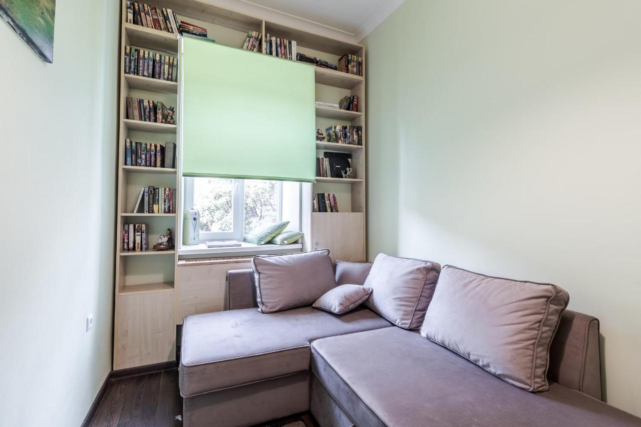 Modern Chaikovskogo Apartment Lviv Kültér fotó